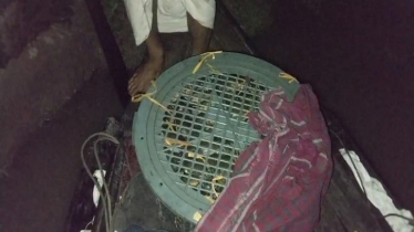অবৈধ কাঁকড়াসহ জব্দ, ছেড়ে দিল ‘মানবিক’ পুলিশ