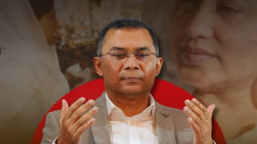 মধ্যরাতে ব্রিফিং, ভোরে মায়ের জন্য দোয়া চাইলেন তারেক রহমান