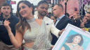যুক্তরাজ্যে কারিনার অনুষ্ঠান ঘিরে হট্টগোল, ভিড়ে অজ্ঞান ভক্ত