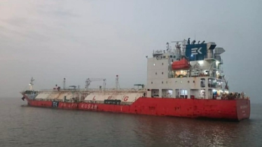 যুদ্ধ শুরুর পর হরমুজ প্রণালি পেরিয়ে প্রথম এলপিজি ট্যাংকার বাংলাদেশে