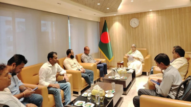 দুর্গাপূজায় এবার ভারতে কোনো ইলিশ যাবে না: প্রাণিসম্পদ উপদেষ্টা