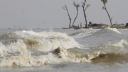 উত্তাল বঙ্গোপসাগর, দেশের চার সমুদ্রবন্দরে ৩ নম্বর সতর্ক সংকেত