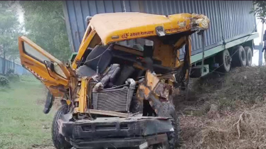 ঢাকা-চট্টগ্রাম মহাসড়কে ২ লরির সংঘর্ষ, চালক-হেলপার নিহত