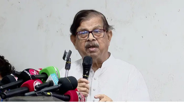 বগুড়ায় ‘ফেল’, ঢাকা-১৮ আসনে মান্নার মনোনয়নপত্র বৈধ