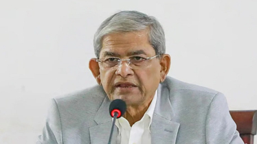 গভীর রাতে খালেদা জিয়াকে দেখতে হাসপাতালে ছুটে গেলেন মির্জা ফখরুল