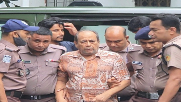জিয়াউর রহমানের খুনি মোজাফফর ট্রাইব্যুনালে হাজির করা হয়েছে