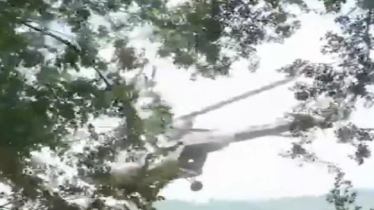 সুড়ঙ্গে আটকে থাকা শ্রমিকদের জন্য বাইরে থেকে বাতাস দেওয়া হচ্ছে