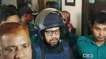 কাঠগড়ায় দাঁড়িয়ে সবার উদ্দেশে ‘ঈদ মোবারক’ বললেন পলক  