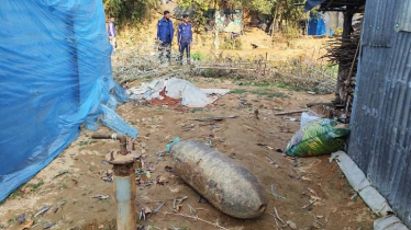 দেড় দশক ধরে শক্তিশালী বোমার ওপর চলছিল কাপড় ধোয়ার কাজ