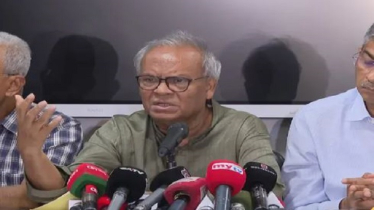 এক দফার হুঁশিয়ারিতে হাত গুটিয়ে বসে থাকবে না বিএনপি: রিজভী