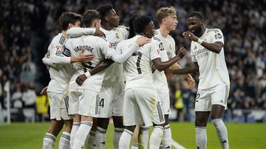 সোসিয়েদাদকে উড়িয়ে শীর্ষে রিয়াল