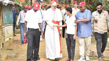 রোহিঙ্গা শিবির পরিদর্শন করলেন ভ্যাটিকানের মানব উন্নয়ন মন্ত্রী