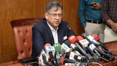 রাষ্ট্রপতির পদত্যাগ ইস্যুতে গণমাধ্যমের প্রশ্নে যা বললেন স্বরাষ্ট্রমন্ত্রী