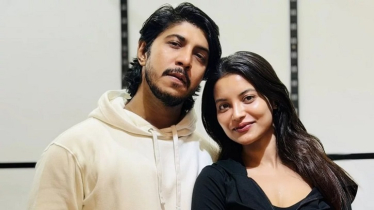 তুষির সঙ্গে ছবি দিয়ে তৌসিফের রহস্যময়তা