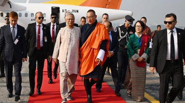 তিন দিনের সফরে ঢাকায় পৌঁছেছেন ভুটানের প্রধানমন্ত্রী