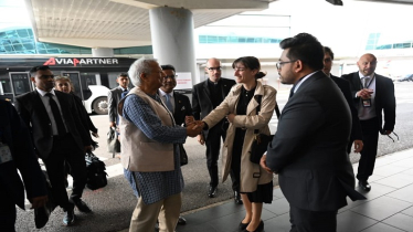 পোপ ফ্রান্সিসের অন্ত্যেষ্টিক্রিয়ায় অংশগ্রহণে রোমে পৌঁছেছেন প্রধান উপদেষ্টা
