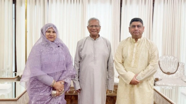 প্রধান উপদেষ্টার সঙ্গে সস্ত্রীক সাক্ষাৎ করেছেন সেনাপ্রধান
