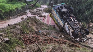 হিমাচলে ভারী বৃষ্টিপাতে ৩০ জনের প্রাণহানি, রেড অ্যালার্ট জারি 