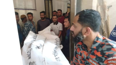 পিরোজপুরে অটোরিকশা-মোটরসাইকেলকে বাসের চাপা, নিহত ৭ পিরোজপুরে অটোরিকশা-মোটরসাইকেলকে বাসের চাপা, নিহত ৭