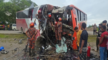 দুই বাসের সংঘর্ষে নিহত ২, আহত ১০