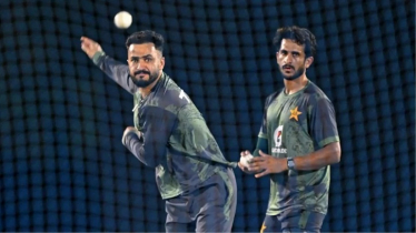এক ঘণ্টা পেছাল পাকিস্তান–আমিরাত ম্যাচ