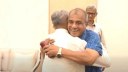 লুৎফুজ্জামান বাবরকে স্যার স্যার করে জড়িয়ে ধরলেন স্বরাষ্ট্র উপদেষ্