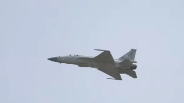 বাংলাদেশের কাছে পাকিস্তানের থান্ডার যুদ্ধবিমান বিক্রি নিয়ে আলোচনা