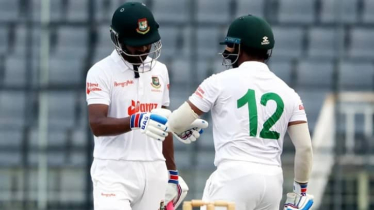 দ্বিতীয় দিন শেষে ৪৭৬ রানে পিছিয়ে বাংলাদেশ