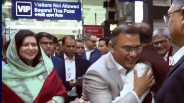 তারেক রহমানকে স্বাগত জানান বিএনপি নেতাকর্মীরা