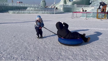 হারবিনে জমজমাট শীতকালীন পর্যটন হারবিনে জমজমাট শীতকালীন পর্যটন