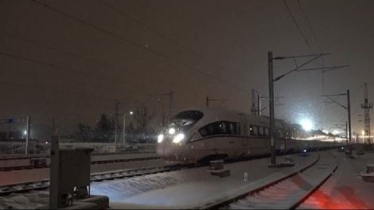 শীতকালীন ভ্রমণ নির্বিঘ্ন রাখতে প্রস্তুত চীনের রেলওয়ে