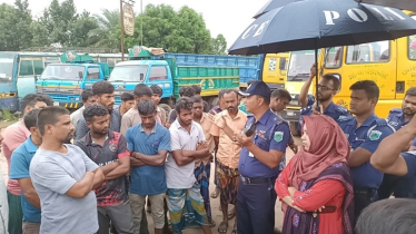 স্টেশন থেকে ট্রাক চুরি, প্রতিবাদে ৬ ঘণ্টা অবরোধ