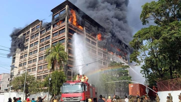 চট্টগ্রাম ইপিজেডে কারখানায় আগুন, নিয়ন্ত্রণে ফায়ার সার্ভিসের ১৫ ইউনিট