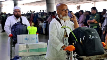 দেশে ফিরেছেন ৫৬ হাজার ৮৬৮ হাজি, মারা গেছেন ৫২ জন বাংলাদেশি