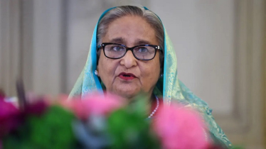 দেশে ফিরছেন শেখ হাসিনা, শীর্ষ নেতাদের নিয়ে করবেন আত্মসমর্পণ