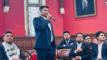 লন্ডনে হাসনাত আবদুল্লাহর অনুষ্ঠানে ডিম নিক্ষেপ