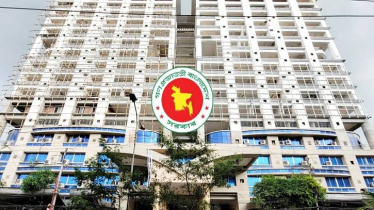 স্বাস্থ্য অধিদপ্তরের আওতাধীন সকল চিকিৎসক-স্বাস্থ্যকর্মীর ছুটি স্থগিত