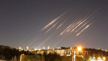 ইসরায়েলে ইরানের ক্ষেপণাস্ত্র হামলা: আহত অর্ধশতাধিক