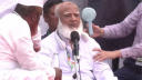 বক্তৃতার সময় হঠাৎ মঞ্চে লুটিয়ে পড়লেন জামায়াত আমির