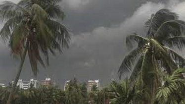 চার অঞ্চলে ৬০ কি.মি. বেগে ঝোড়ো হাওয়ার সতর্কতা