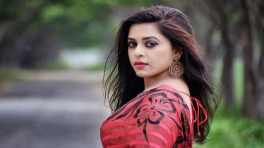 ‘দেশটা মানুষ বসবাসের অযোগ্য হয়ে উঠছে’, সিদ্দিককে মারধরের প্রতিক্রিয়ায় জ্যোতি