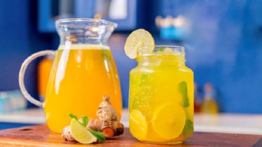 রোগ প্রতিরোধ ক্ষমতা বাড়াতে খেতে পারেন লেবু আদা ও হলুদের পানি 