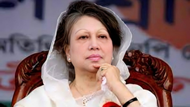 গণতন্ত্রের অগ্রযাত্রায় ‘শ্রেষ্ঠ অদম্য নারী’ সম্মাননা পেলেন বেগম খালেদা জিয়া