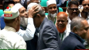 মির্জা ফখরুলের কপালে চুমু দিলেন জামায়াতের মুজিবুর রহমান