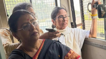 দিল্লিতে আটক মমতা বন্দ্যোপাধ্যায়