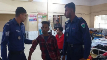 স্ত্রীকে হত্যার পর নিজের পেটে স্বামীর ছুরিকাঘাত