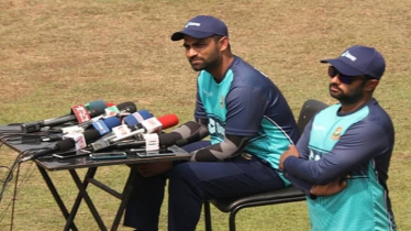 এবার নাফিস ইকবালের ইঙ্গিতপূর্ণ স্ট্যাটাস