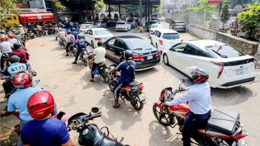 তেলের রেশনিং বাতিল, চাহিদা মতো সরবরাহের নির্দেশ