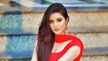 উত্তেজিত পরীমনি ফাঁস করলেন হুমকির অডিও