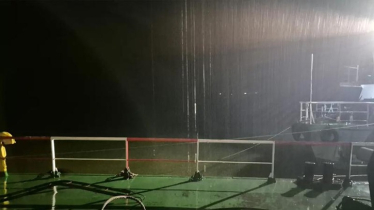 কালবৈশাখী ঝড়ে দৌলতদিয়া-পাটুরিয়ায় ফেরি চলাচল বন্ধ